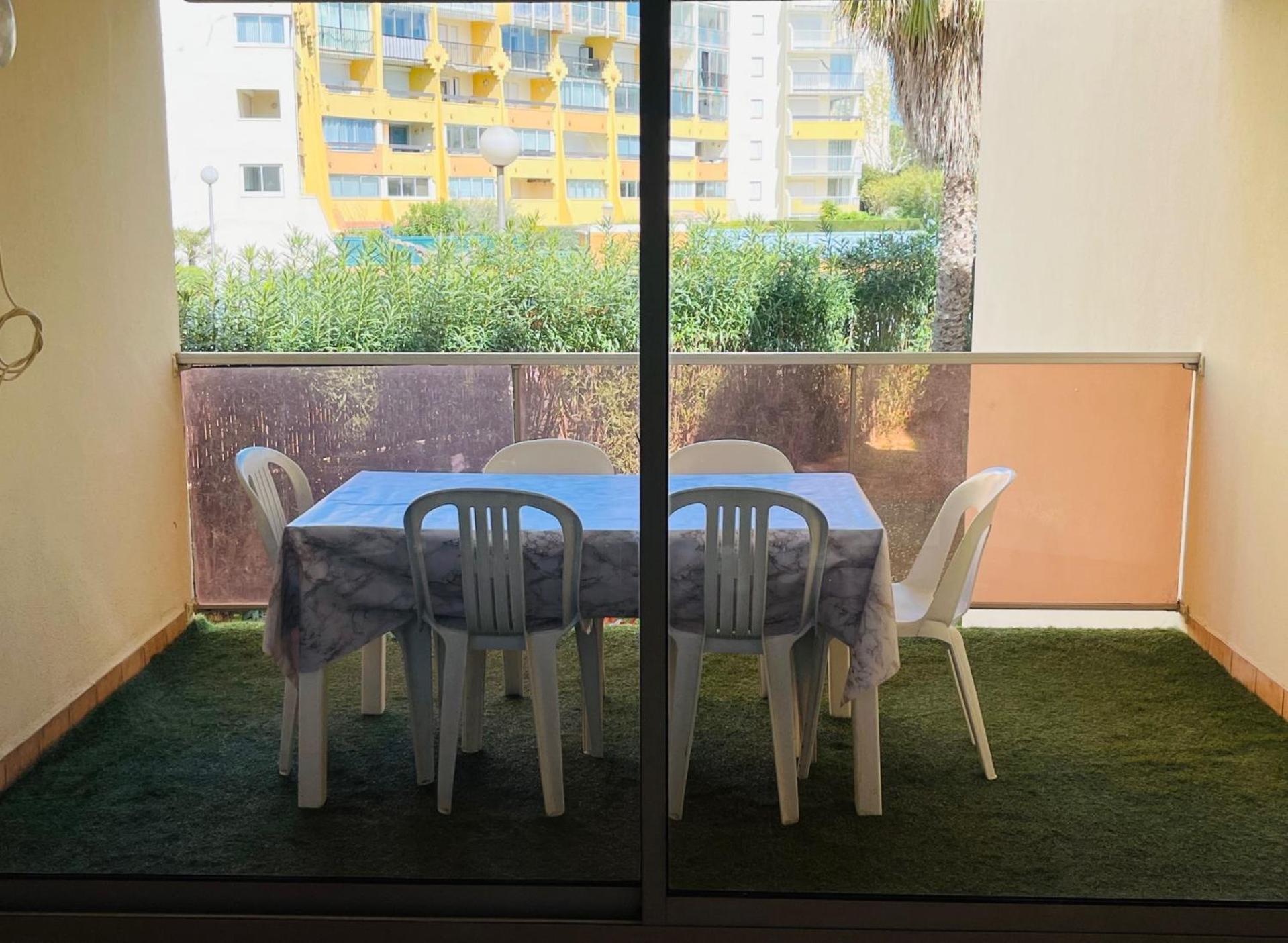 T2 ,4 Couchages ,Climatise ,Terrace ,En Face D'Aqualand ,Plage Rochelongue Agde Eksteriør bilde