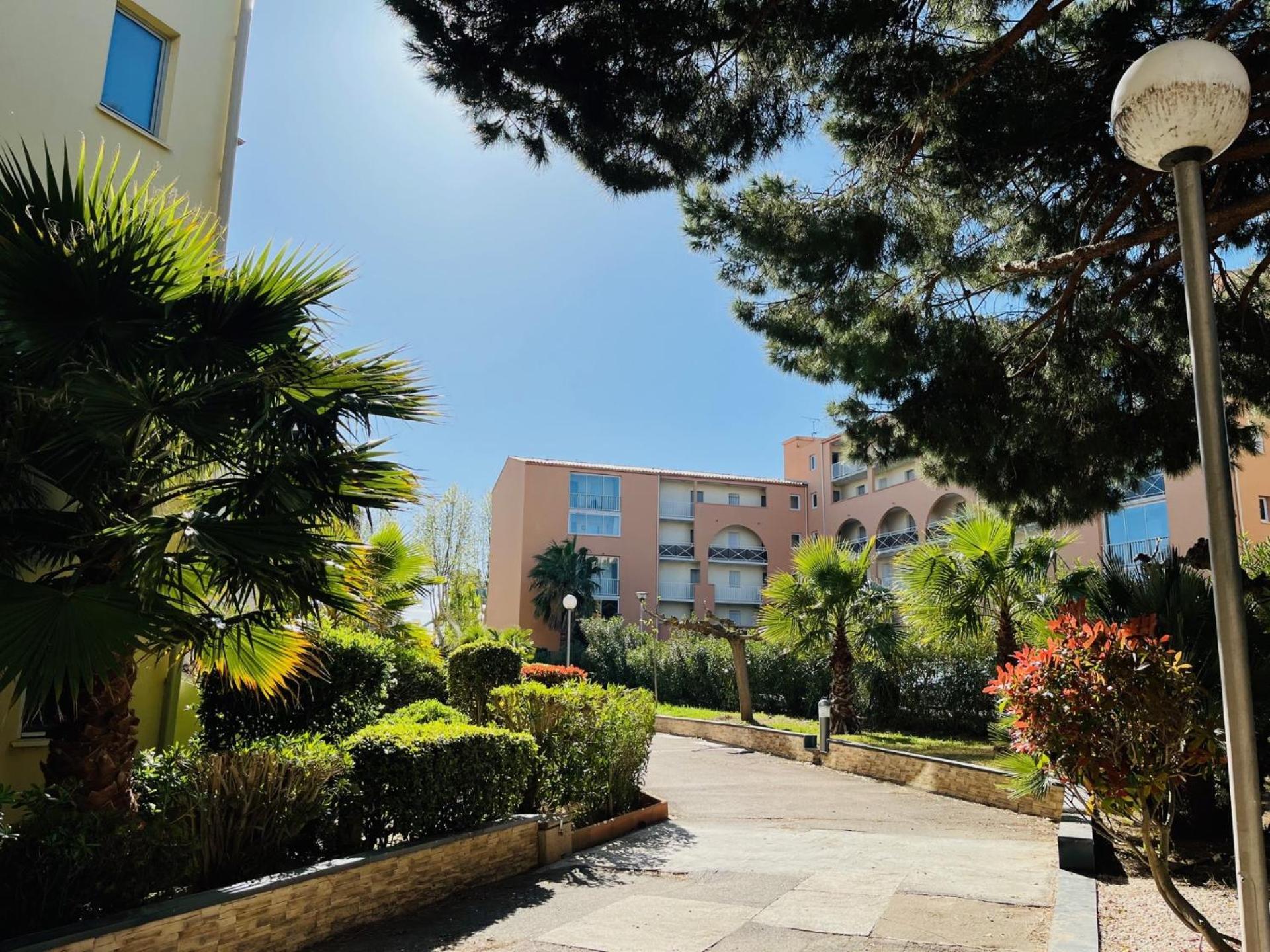 T2 ,4 Couchages ,Climatise ,Terrace ,En Face D'Aqualand ,Plage Rochelongue Agde Eksteriør bilde